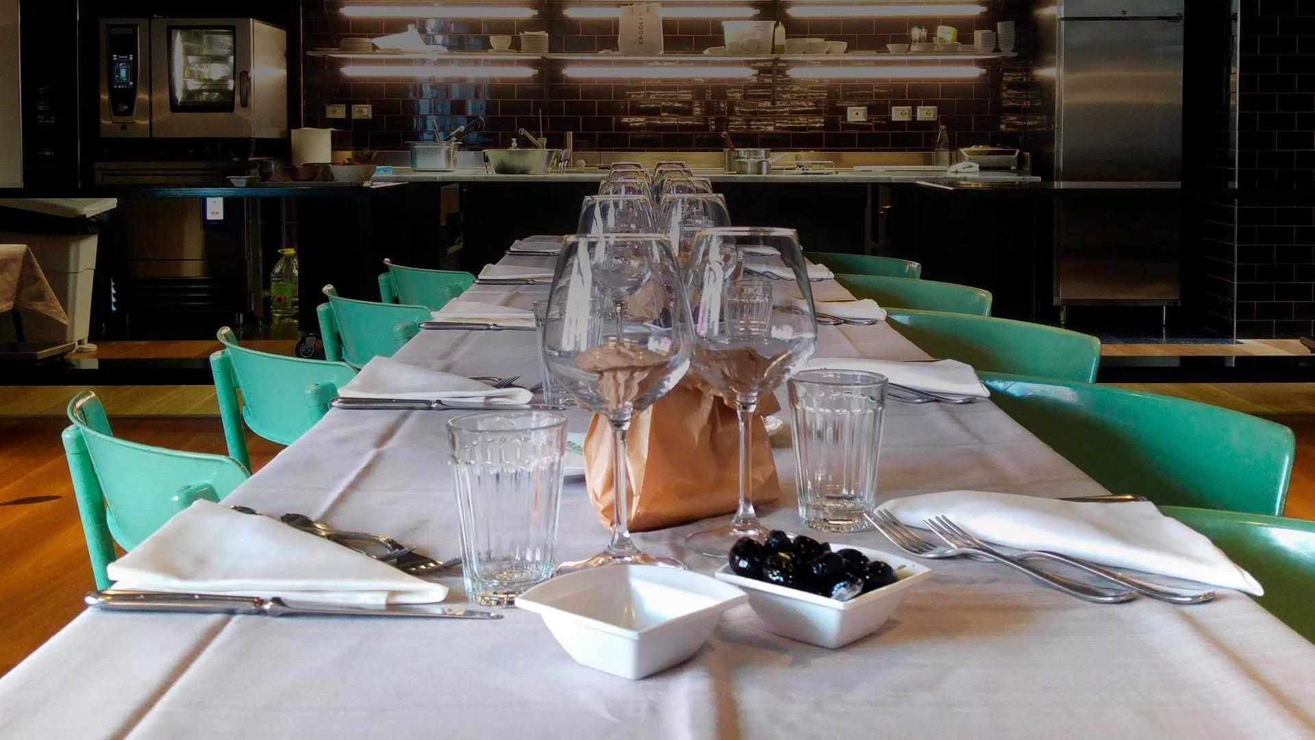 Casa Fluviale - Eventi aziendali tavolo cena