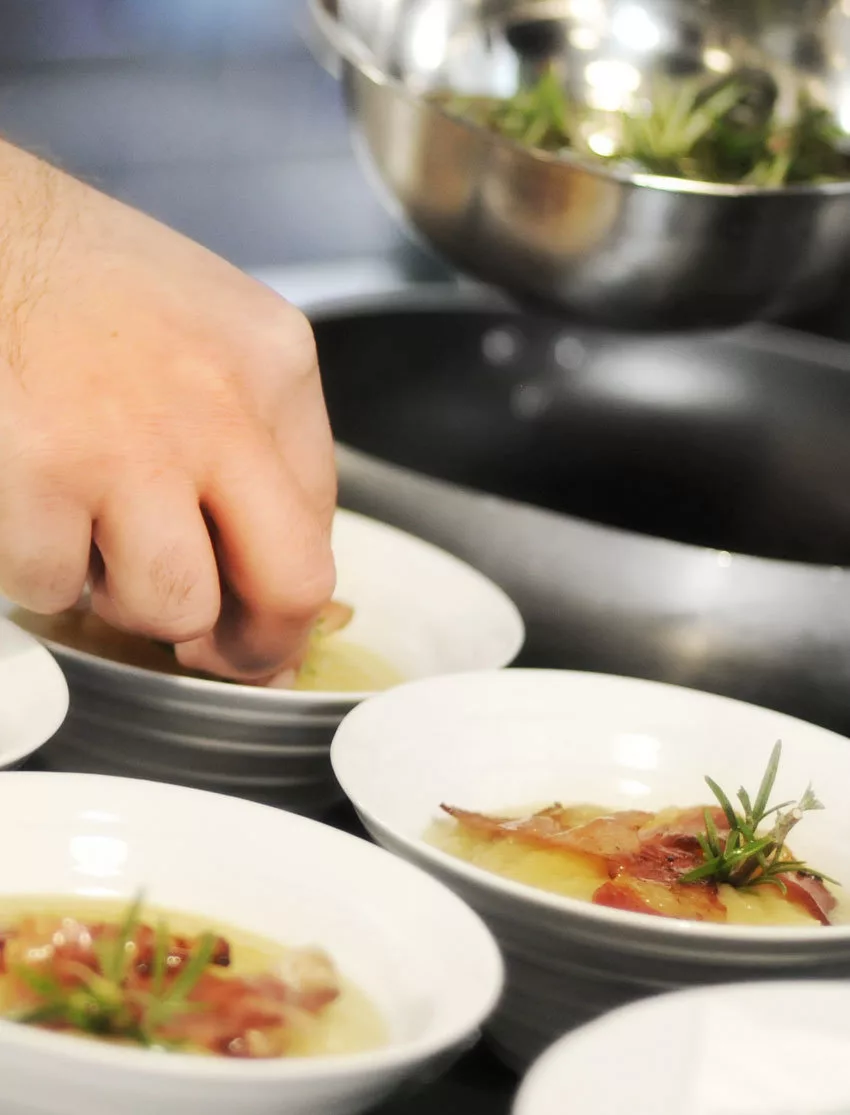 Casa Fluviale - Preparazioni piatti cena